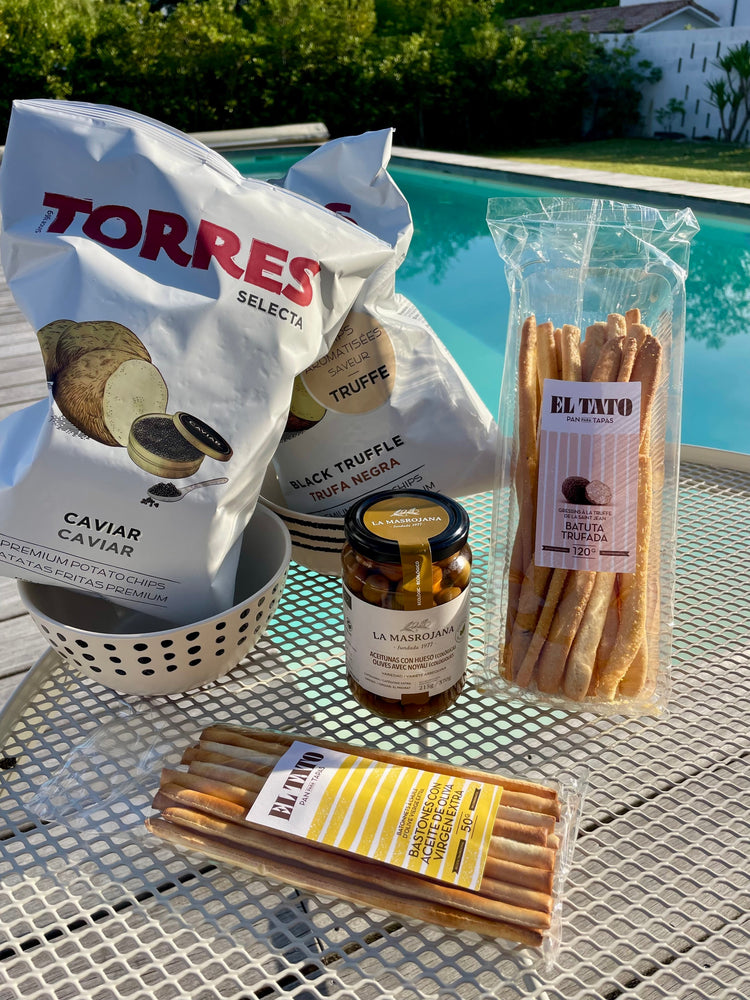 chips torres grissini à la truffe et olives pour un apéritif qui change au bord de la piscine