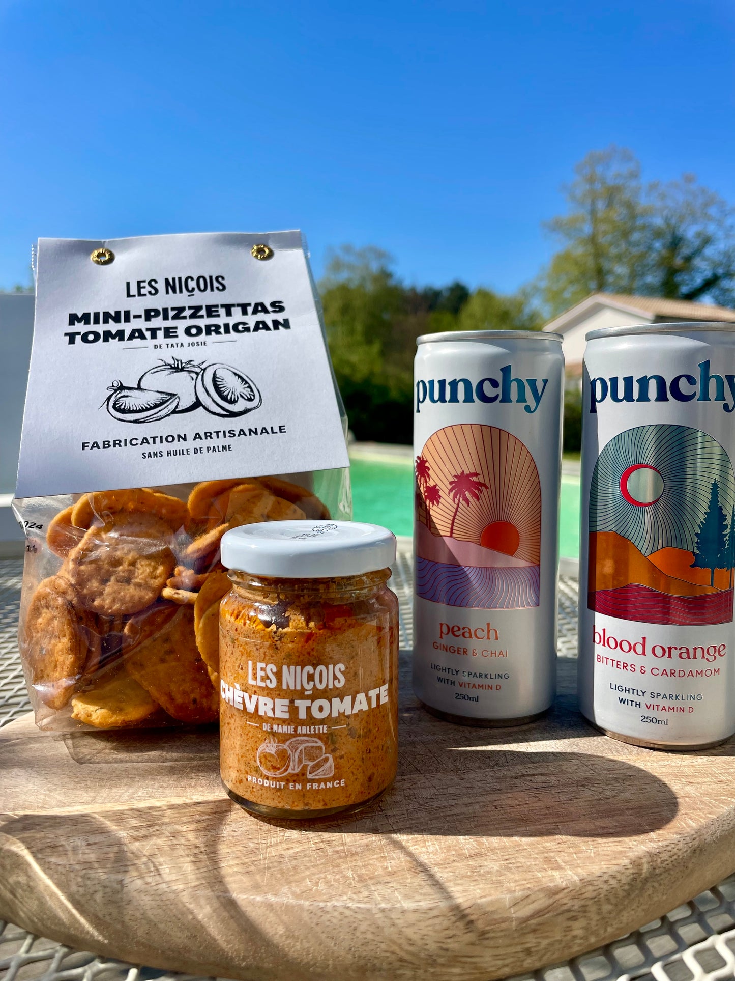 pack sunset mini pizzettas, 2 mocktails et une tartinade au bord de la piscine