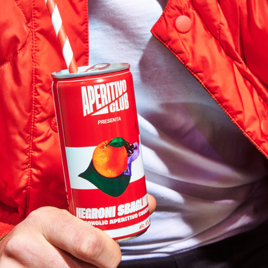 canette de negroni sbagliato,  prêt à boire, rapide pour l'apéritif