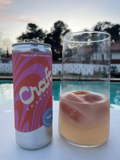 cocktail paloma en canette à déguster frais au bord de la piscine